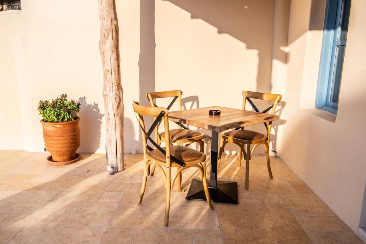 Black Rose Beach Suites Perissa  Dış mekan fotoğraf