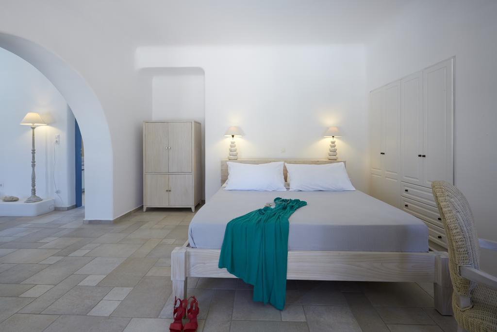 Black Rose Beach Suites Perissa  Oda fotoğraf